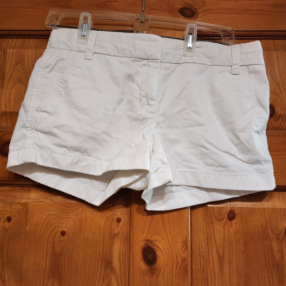 J. Crew 100% Cotton Chino Shorts Broken-In Size 6, White